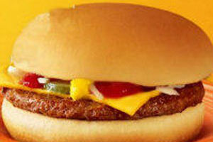 干酪汉堡（夹熏肉）